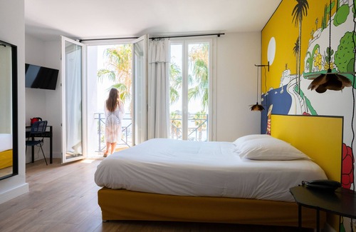 Bandol Hotel | Key Largo