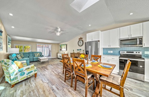 Siesta Key House | Key Life Living l Private Heated Pool & 5 Minute Walk to Crescent Beach