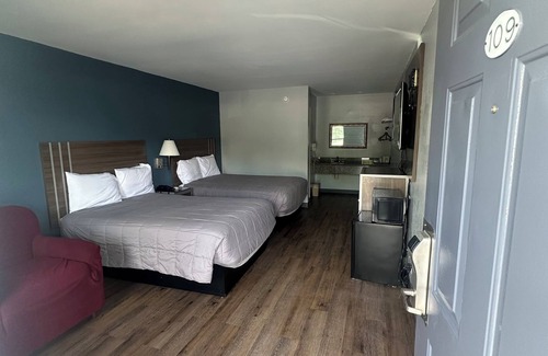 Clanton Hotel | Key West Inn - Clanton