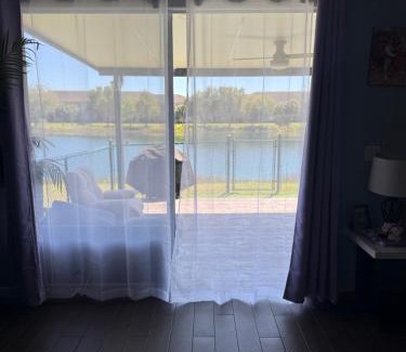 Homestead House | Keys & Everglades Hideaway Shared Space