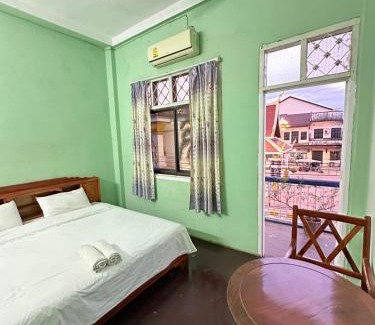 Thakhek House | KFG Guesthouse