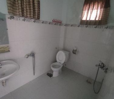 Phuoc Long Hotel | Khách sạn Phú Phương