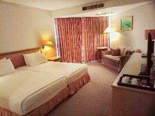 Khanom Hotel | Khanom Golden Beach Hotel