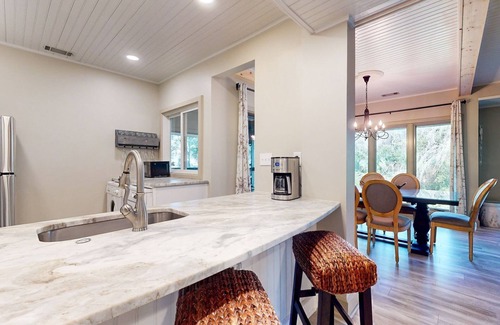 Kiawah Island Villa | Kiawah Exclusives | 4906 Turtle Point | Dog Friendly