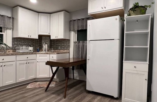 New London Apartment | Kid Friendly - Beaches/Mystic/Casinos/Parks/Food