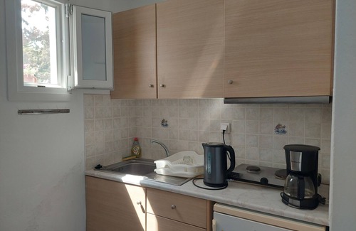 Chrissi Akti House | kikis refurbished apartment a veranda dream