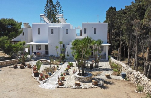 Chrissi Akti House | kikis refurbished apartment a veranda dream