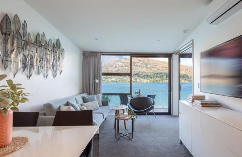 Queenstown Apartment | Kikorangi- Free Parking- BBQ- AC