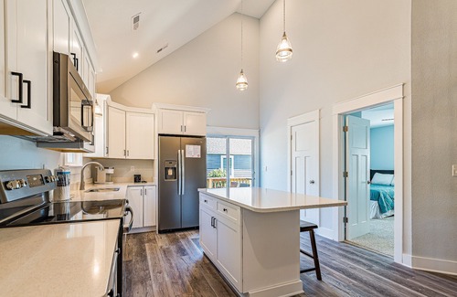 Harbinger House | KIL9101 Kilmarlic Jones Cottage. Golf Resort, Community Pool & Fitness