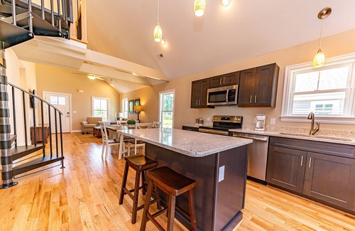 Harbinger House | KIL9107 Kilmarlic Crenshaw. Golf Resort, Community Pool & Fitness