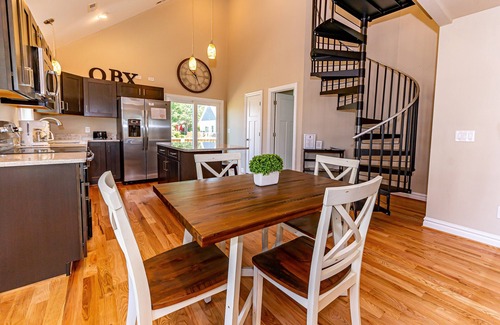 Harbinger House | KIL9107 Kilmarlic Crenshaw. Golf Resort, Community Pool & Fitness
