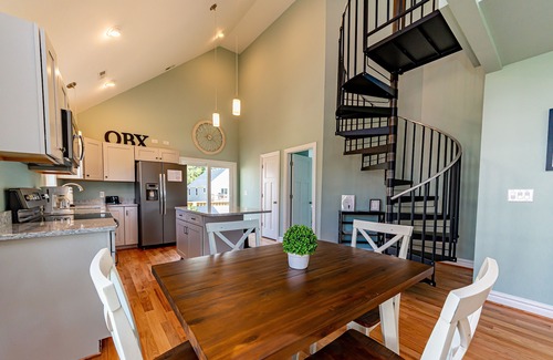 Harbinger House | KIL9109 Kilmarlic Garcia Cottage. Golf Resort, Community Pool & Fitness