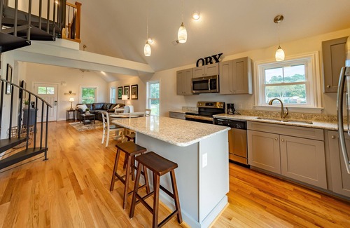 Harbinger House | KIL9111 Kilmarlic Palmer Cottage. Golf Resort, Community Pool & Fitness