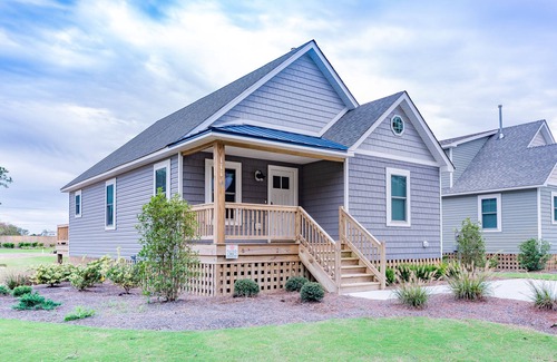 Harbinger House | KIL9111 Kilmarlic Palmer Cottage. Golf Resort, Community Pool & Fitness