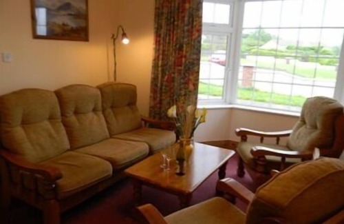 Killorglin House | Killorglin Town:Ring of Kerry Wild Atlantic Way Route.