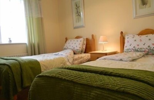 Killorglin House | Killorglin Town:Ring of Kerry Wild Atlantic Way Route.