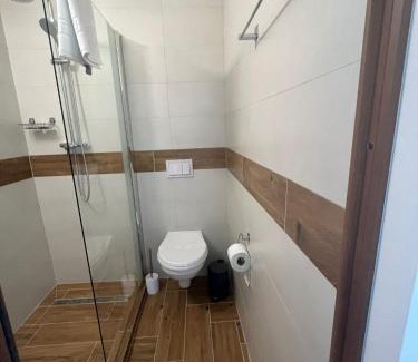 Leordina House | Kilometru108