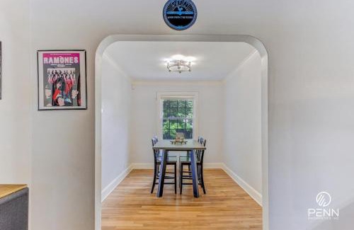Memphis House | Kimball Home Mid-Century Vibe