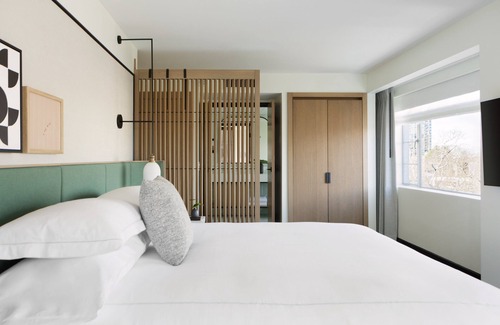 Buckhead Village Hotel | Kimpton Sylvan Hotel by IHG