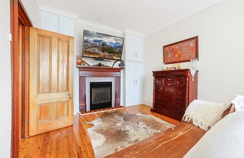 East Tamworth House | Kindarra
