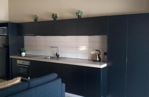 Leeton Hotel | Kindred Parkside Apartments