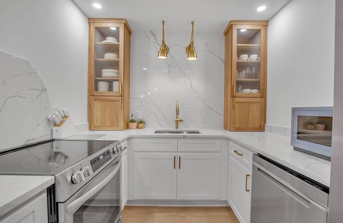 Ellicottville Condo | King Bed, A/C, Pickleball, Patio w/Grill