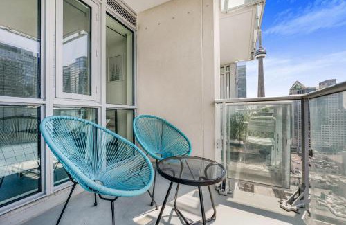 Downtown Toronto Apartment | King Bed, Amazing View, Free Parking