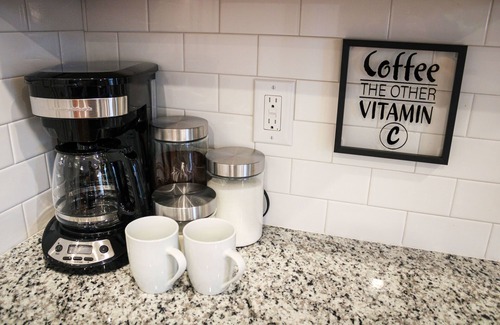 Butchertown Apartment | King Bed · Chic Spacious Loft · Great Location!
