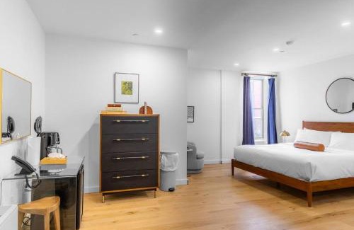 Bangor Apartment | King Bed, Historic DTWN Hotel, Coffee Shop, Room # 202