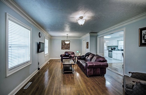 Tougaloo House | *King* Bed House in the Heart of Jackson