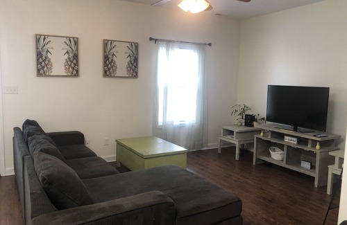 Bowling Green House | King Bed Mins From Downtown Bowling Green