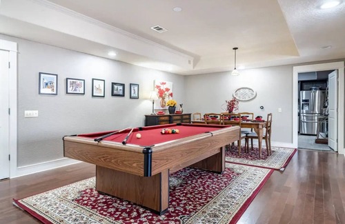 Canton House | King Bed, Pool Table & Movie Theatre - Pet Friendly!