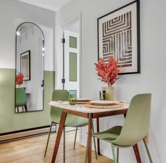 Ellicottville House | King Bed, Walk or Bike to town, EV, Pets OK