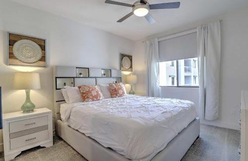 North Scottsdale Apartment | King Beds-Steps From Shop-Self Check In- Parking-G3021