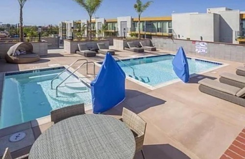 National City Apartment | King Beds Suite 307NC