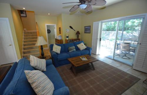 Bass Lake House | King- Lake Area