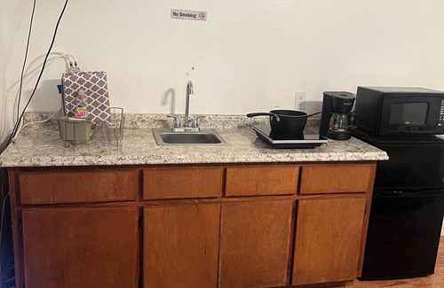 McAllen Apartment | King Master Suite Studio