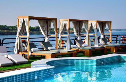 Aswan Hotel | King of The Vally Nile Cruise Aswan To Luxor 3 Night And visit the Nubian village