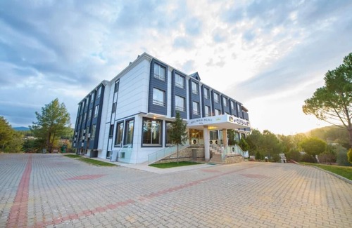 Kavaklidere Hotel | King Royal Palace salkım