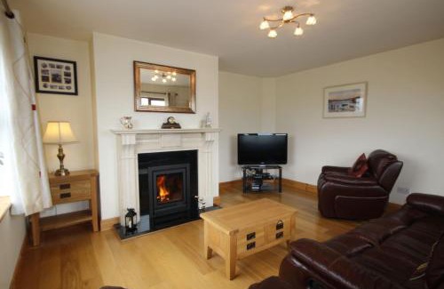 Cleggan House | King's Lodge
