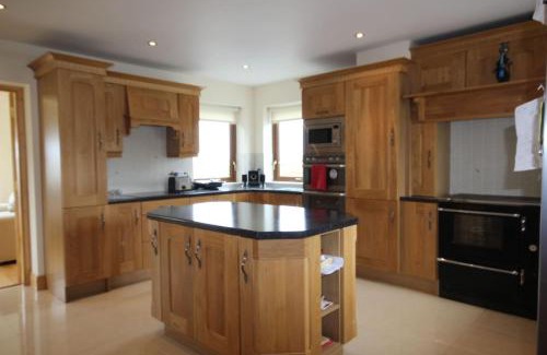 Cleggan House | King's Lodge