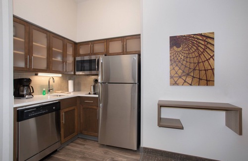 Rapid City Apartment | King Suite. Free Breakfast. Pool & Hot Tub. Great for Business Travelers!