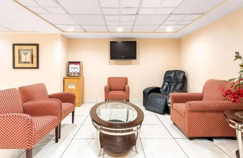 Orlando Apartment | King Suite Near Trimble Park ORL