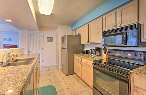 Lake Havasu City Apartment | King Suites - Condo w/Beach Access, Water View & Pool