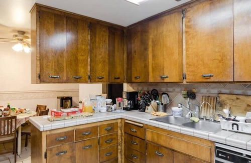 Azusa Apartment | Kingbed suite at Azusa hills Unit B