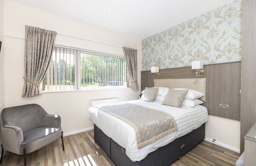 Deanshanger Hotel | Kingfisher Country Club