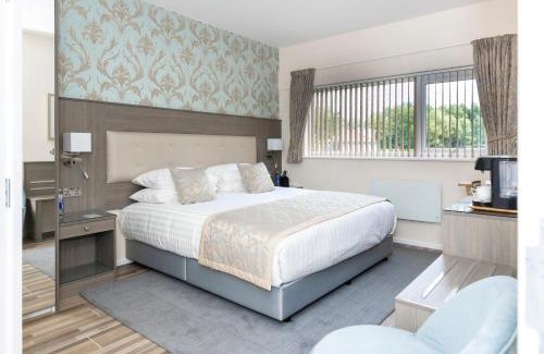 Deanshanger Hotel | Kingfisher Hotel, Golf and Country Club