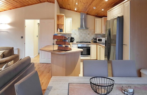 Arden Cottage | Kingfisher Lodge - UK46046