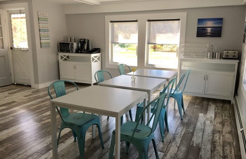 Dennis Hotel | Kingfisher Lodging