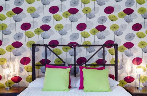 Cambridge House | Kingfisher Way - Contemporary 5 Bedroom Central Cambridge Home